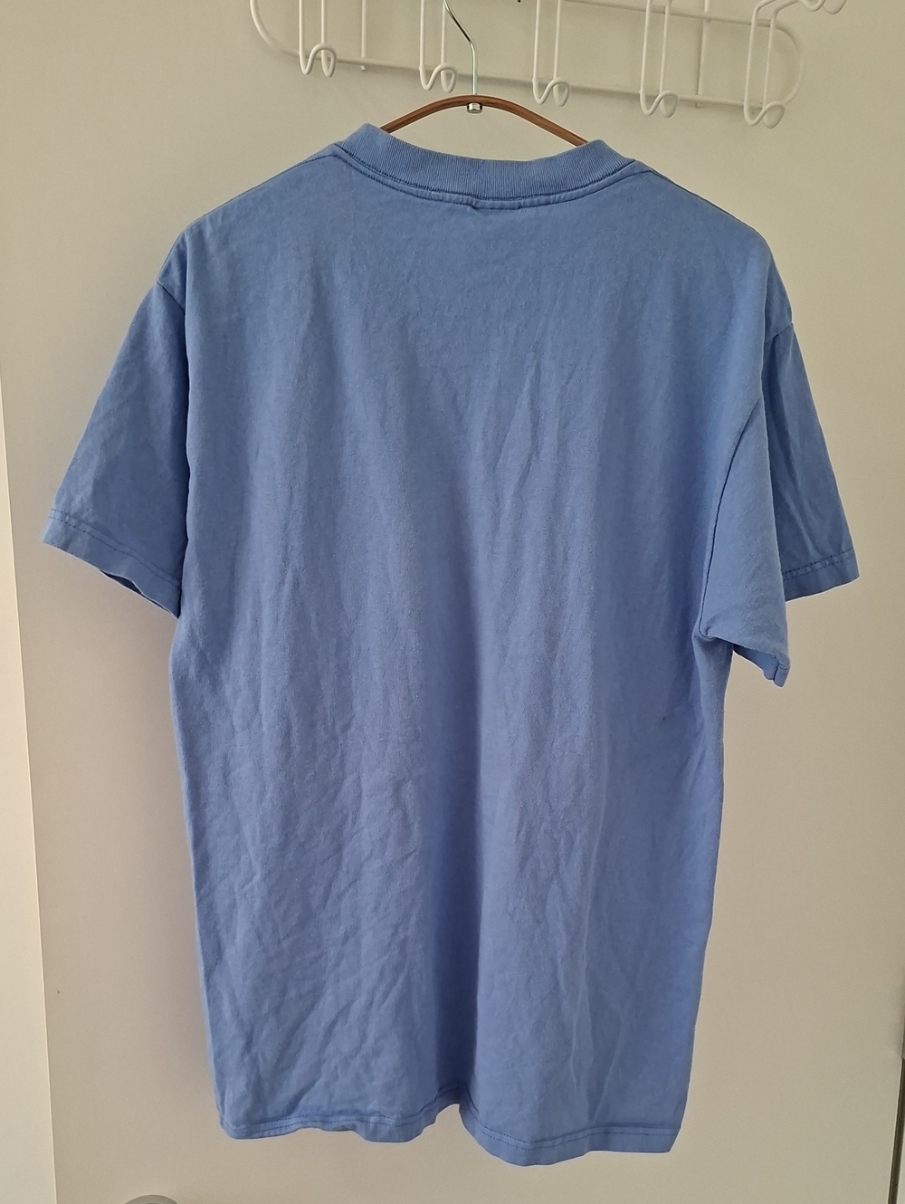 Blue 100% Cotton Vintage-inspired Floral Print Butchart Gardens T-shirt (Size M) - Picture 7 of 9